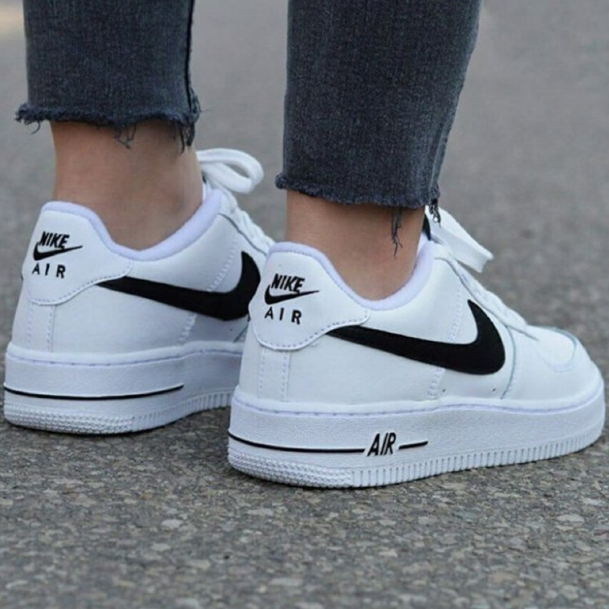 Подростковые кроссовки Nike Air Force 1 AN20 Low White/Black GS