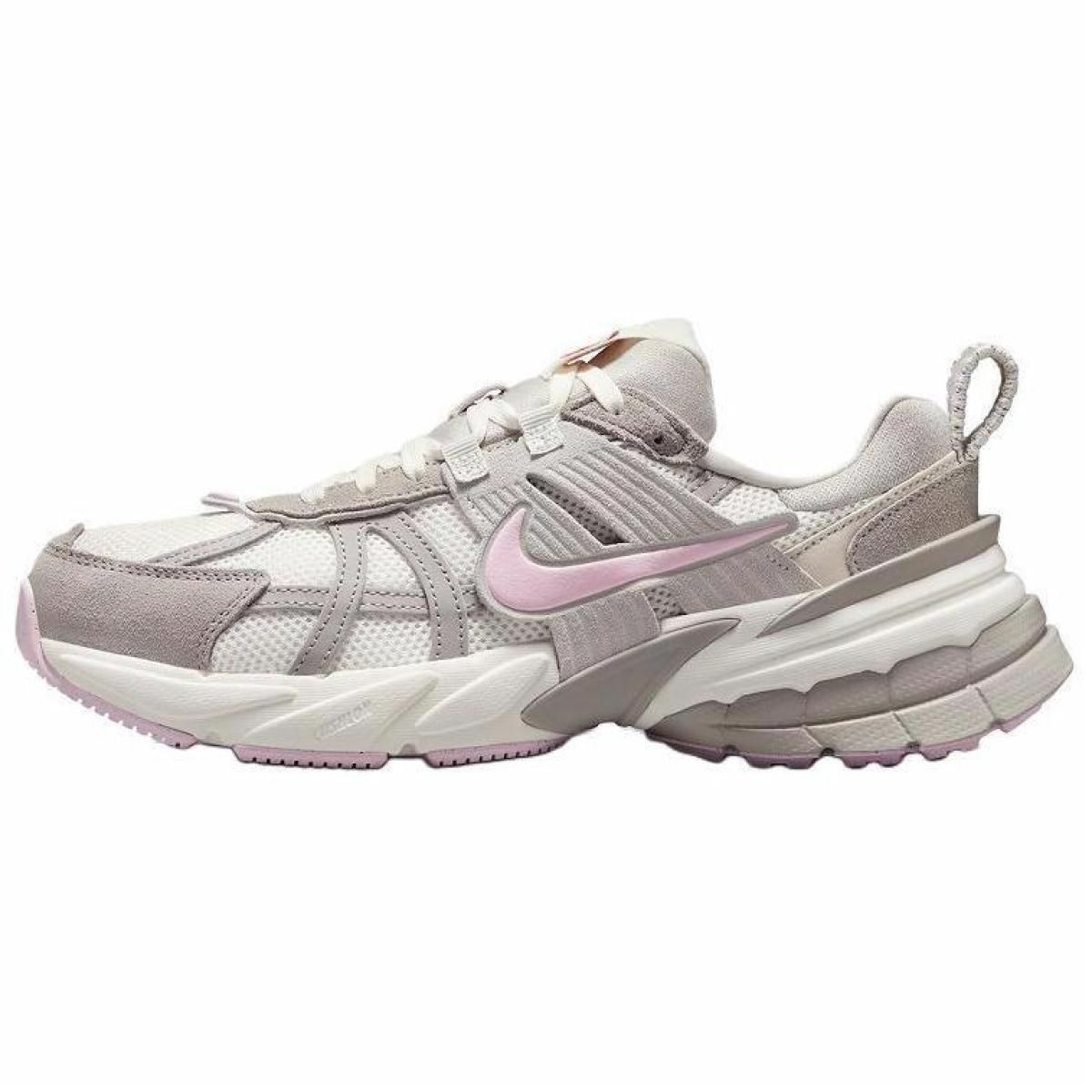 Женские кроссовки Nike V2K Run White/Grey/Pink