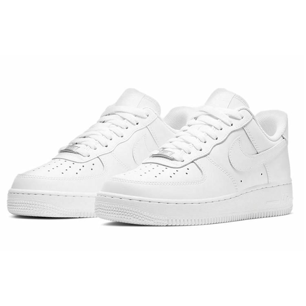 Женские кроссовки Nike Air Force 1 Low '07 Triple White