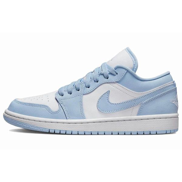 Женские кроссовки Air Jordan 1 Low White/Ice Blue